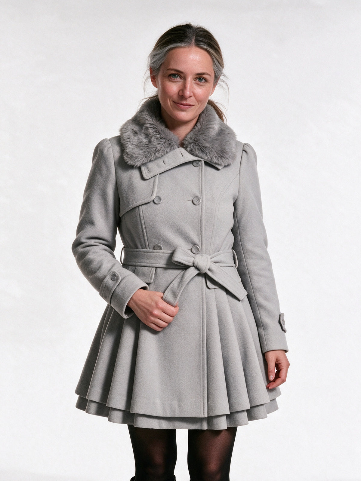 Giselle - Elegant Winter Faux Fur Coat for Women - Gray