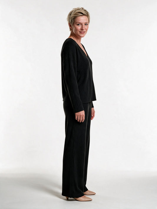Solenne - Women's Ribbed V-Neck Top and Wide Leg Pants Lounge Set - view 2