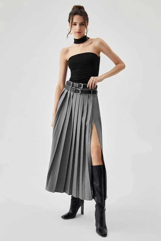 Amara - Elegant Pleated Black Maxi Skirt for Women 1
