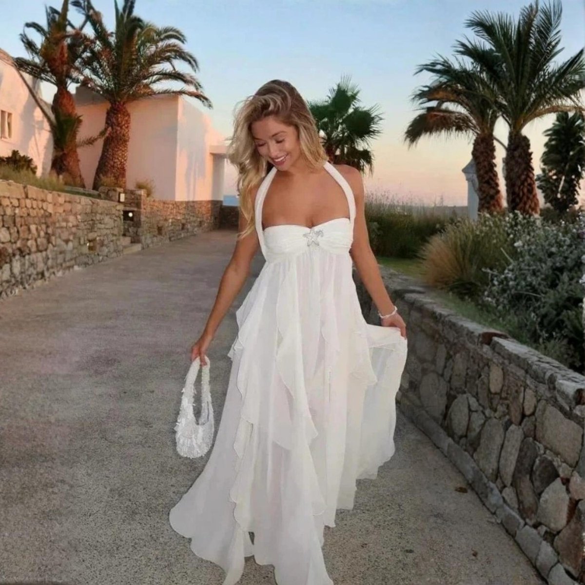 Amara - Elegant White Maxi Dress with Open Back 5