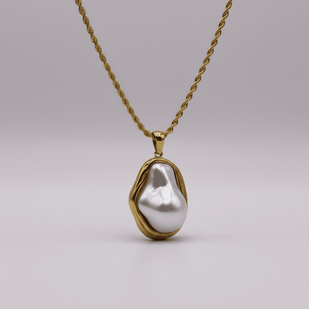 Bridal Baroque Pearl Necklace in 18K Gold Embrace