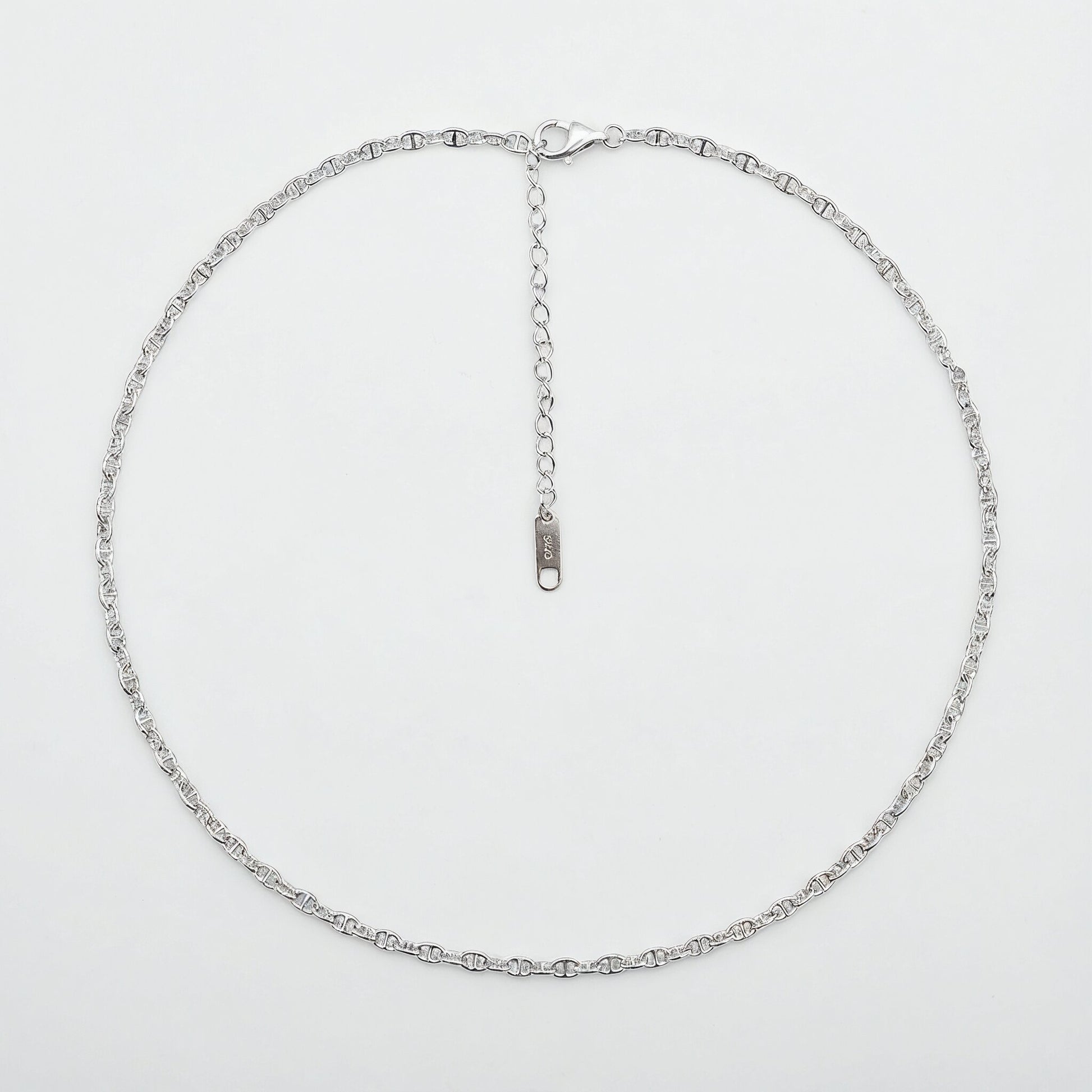 Chained – Minimalist Sterling Silver Necklace