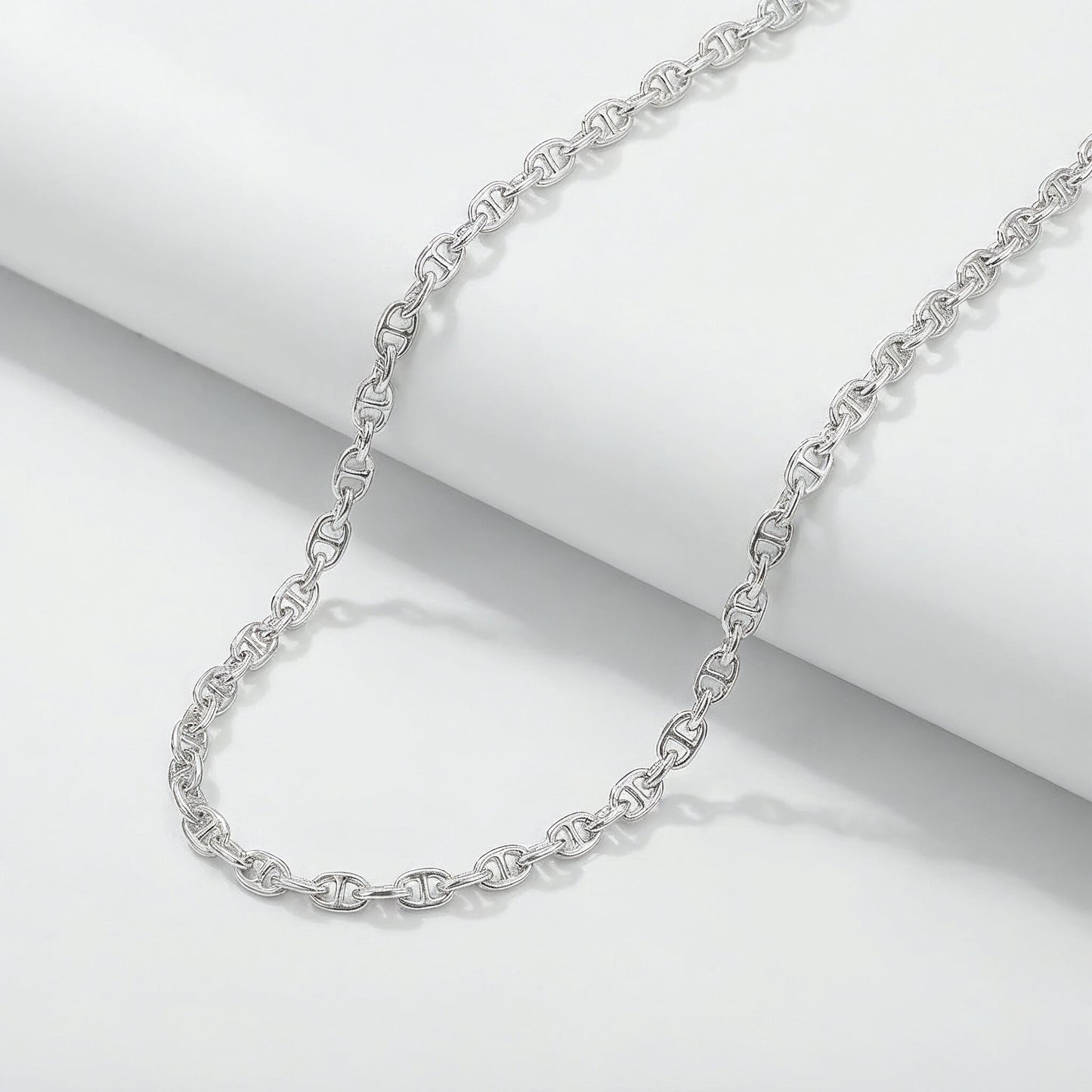 Chained – Minimalist Sterling Silver Necklace