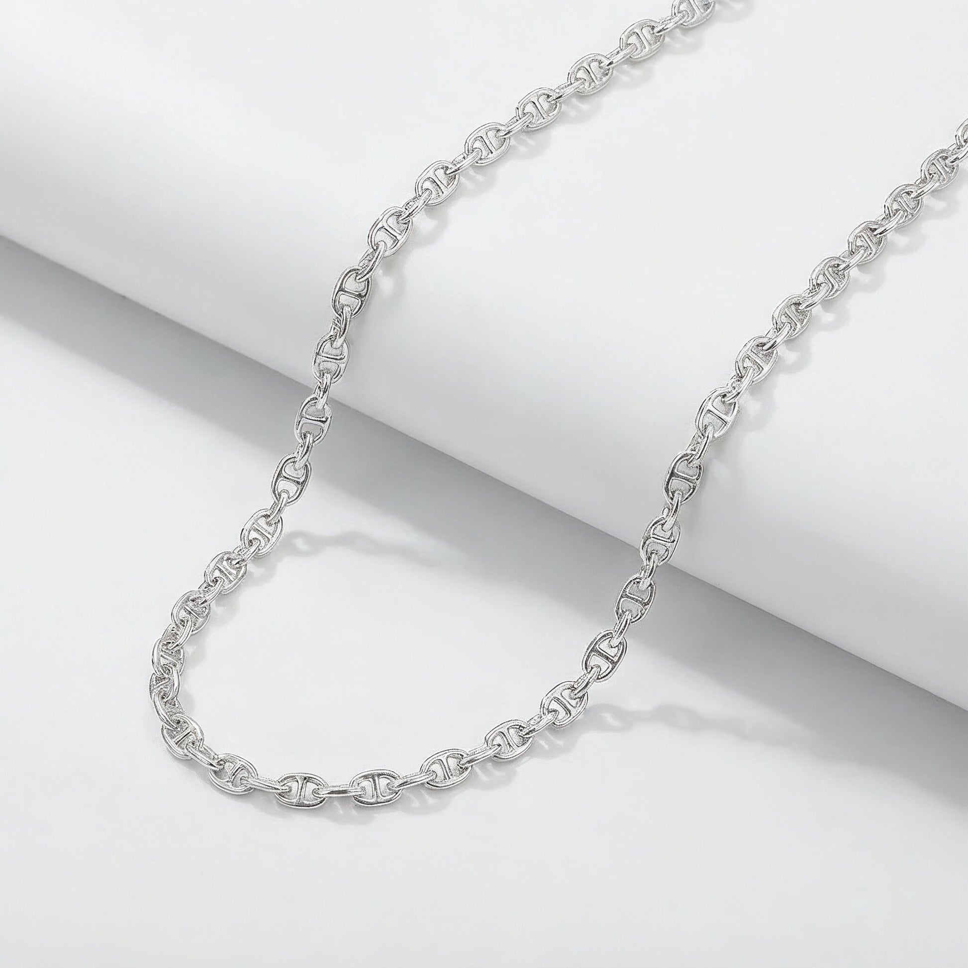 Chained – Minimalist Sterling Silver Necklace
