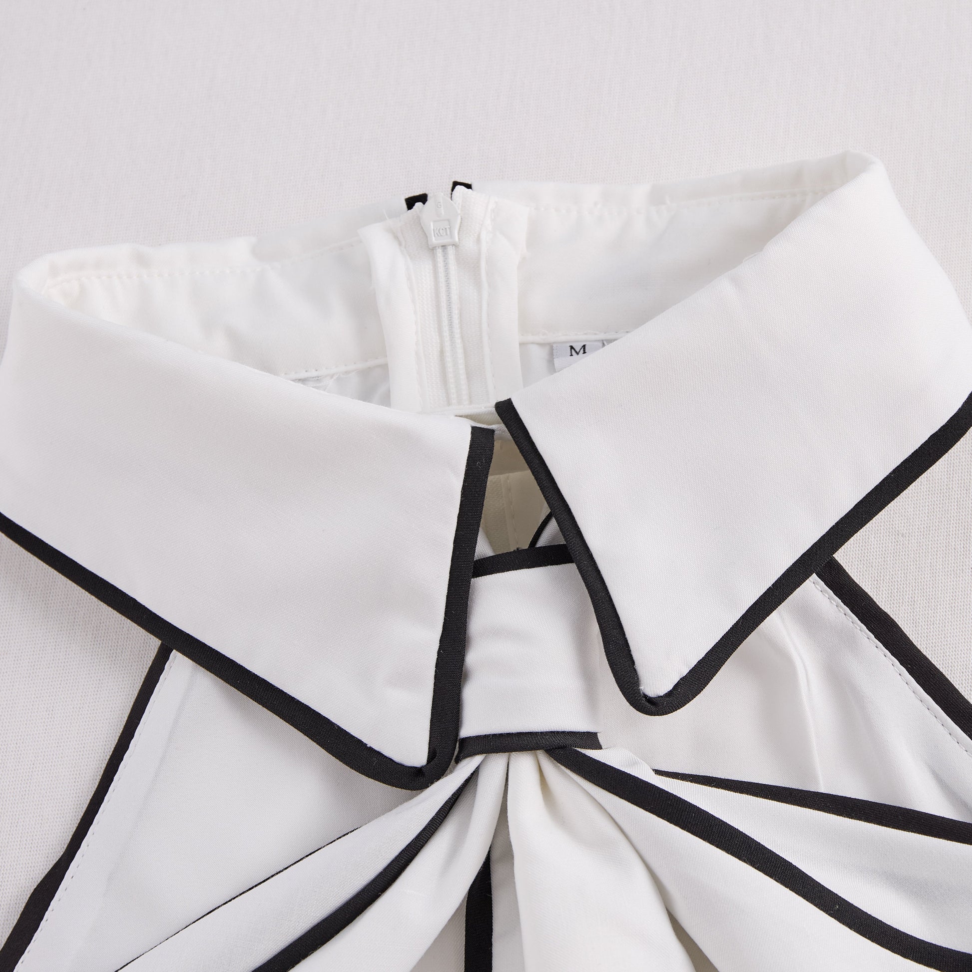 Chic Sleeveless Halter Neck Blouse - Summer Tops for Women 4