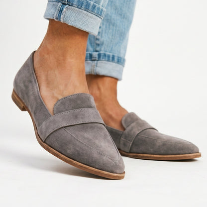 Comfortable Women's Loafers in Soft Suede