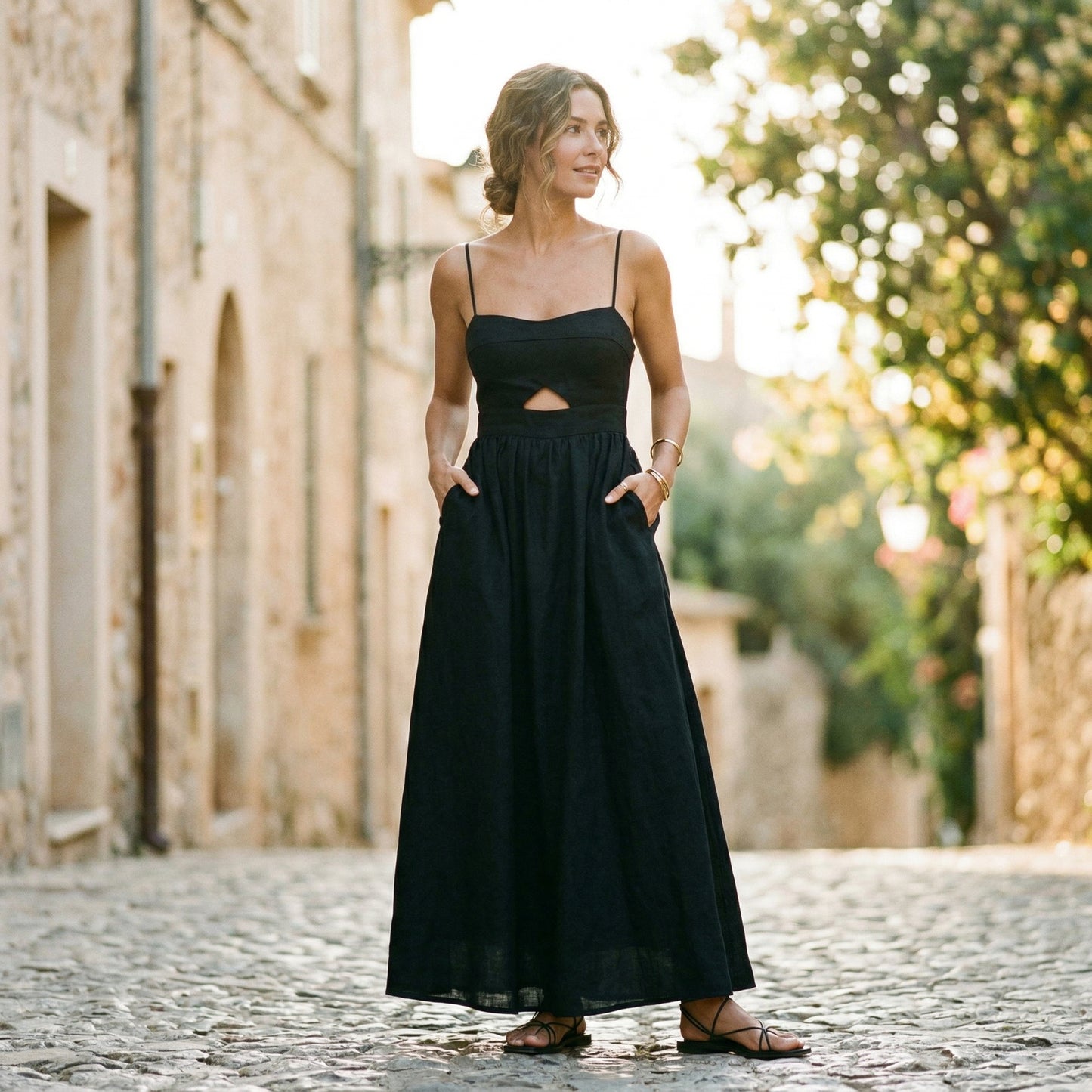 Cotton Sleeveless Maxi Dress for Women with Heart-Shaped Collar and Pockets