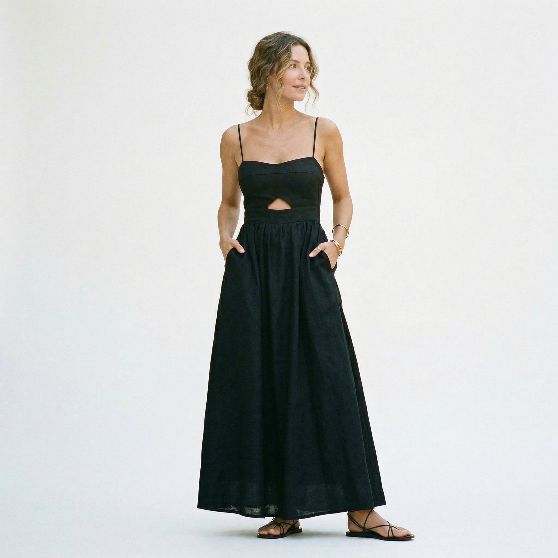 Cotton Sleeveless Maxi Dress for Women with Heart-Shaped Collar and Pockets