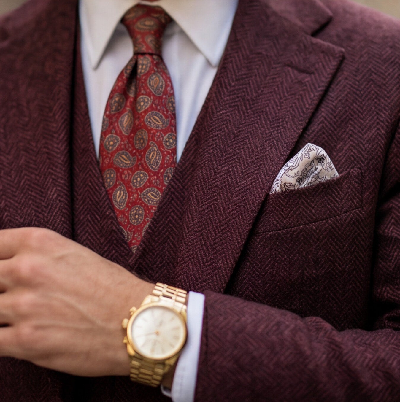 Elegant Herringbone 3 Piece Men's Suit for Wedding and Groomsmen