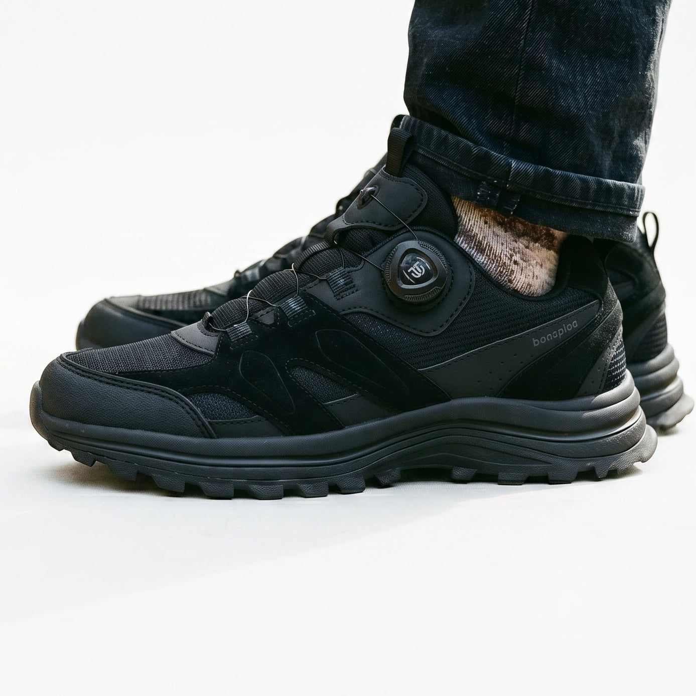 Gabrielle - Breathable Best Hiking Shoes for Men DONE 05-07-2026