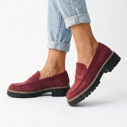 Liam | Classic Black Loafers for Women DONE 05-28-2026