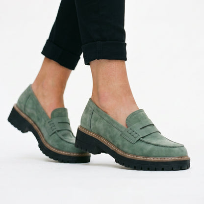 Liam | Classic Black Loafers for Women DONE 05-28-2026