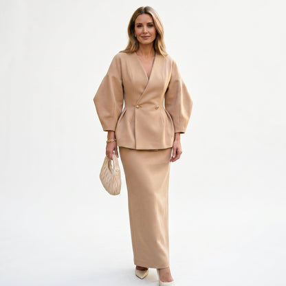Mia | Elegant Vintage Two-Piece Women's Suit with Puffed Sleeves DONE 06-10-2026