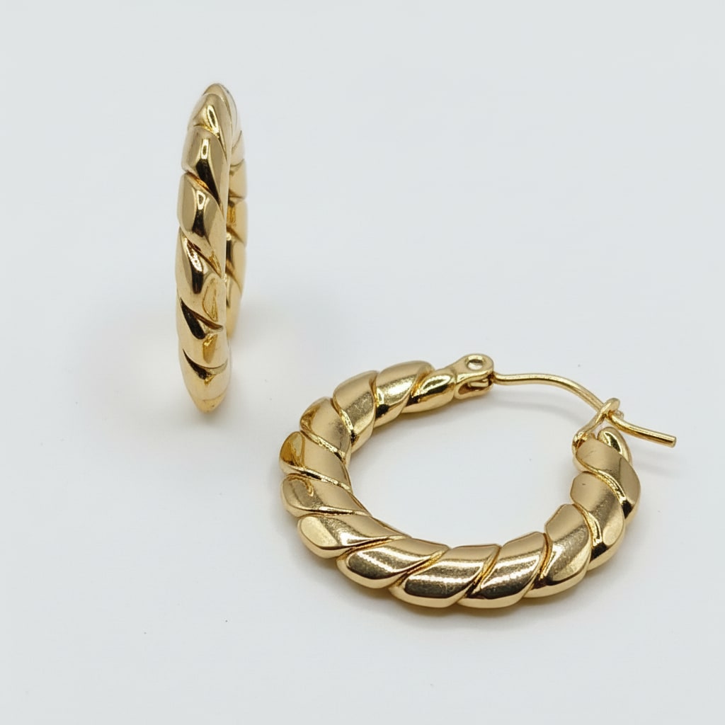 Minimalist Twisted Hoop Earrings – 18K Gold Plated Stainless Steel