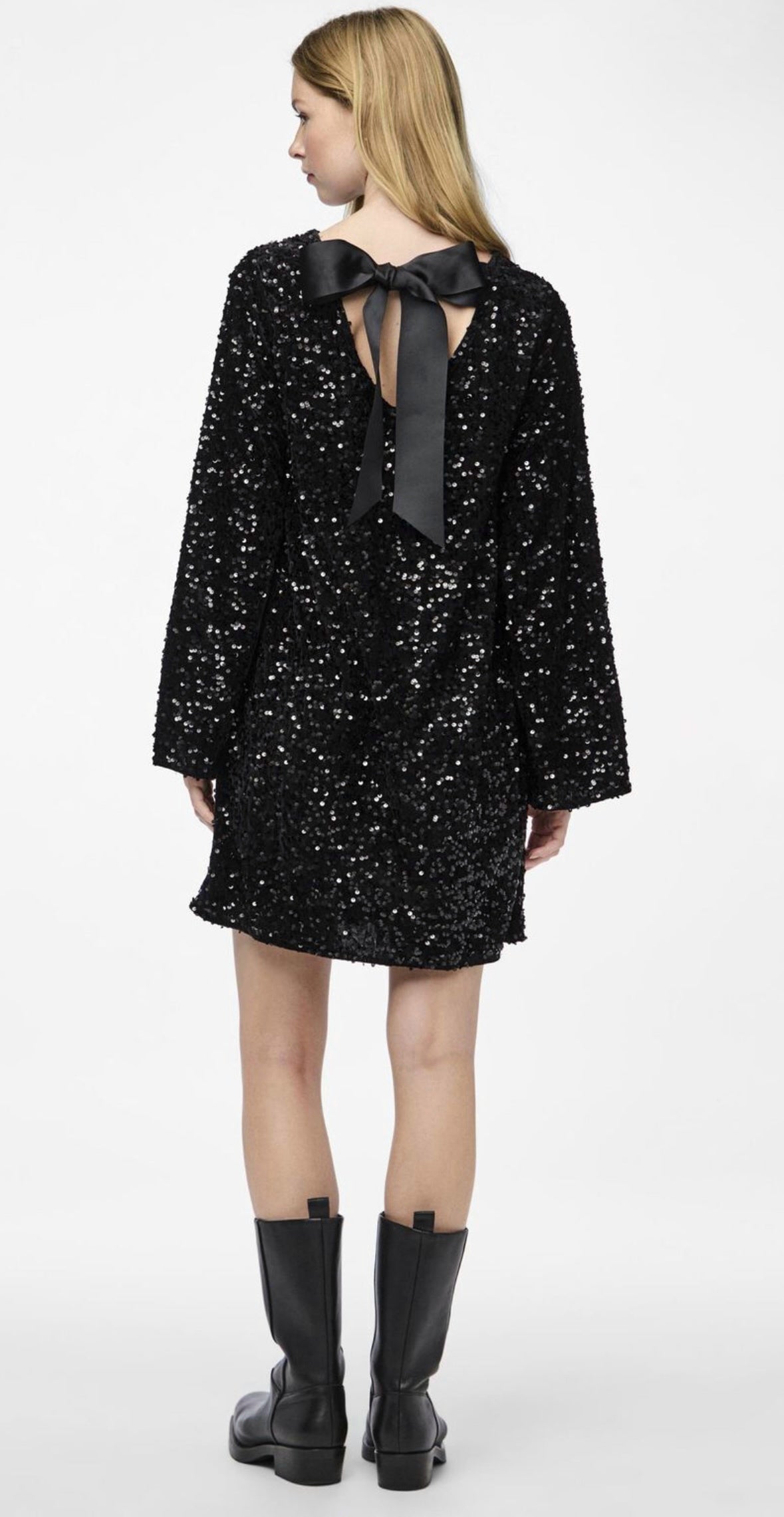 Olivia | Stylish Long Sleeve Black Mini Dress 5