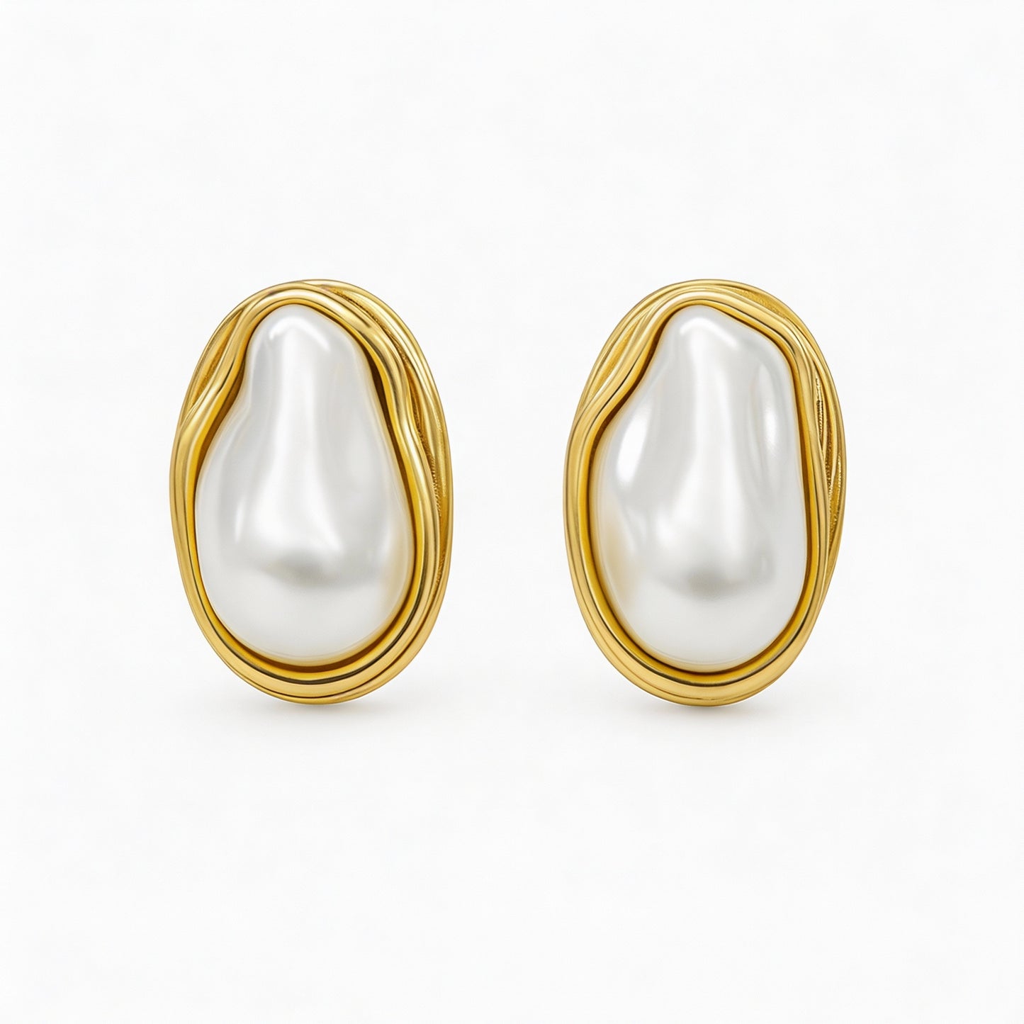 Sculptural Pearl Earrings in a Gold Frame