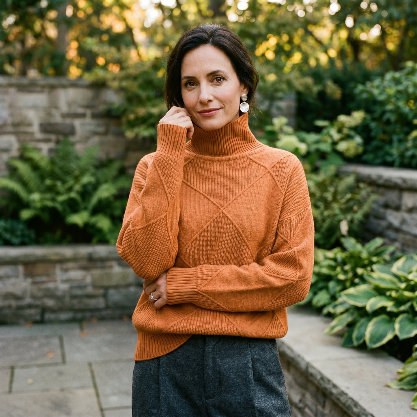 Sophia | Elegant Warm Cashmere Turtleneck Shirt for Women DONE 06-10-2026