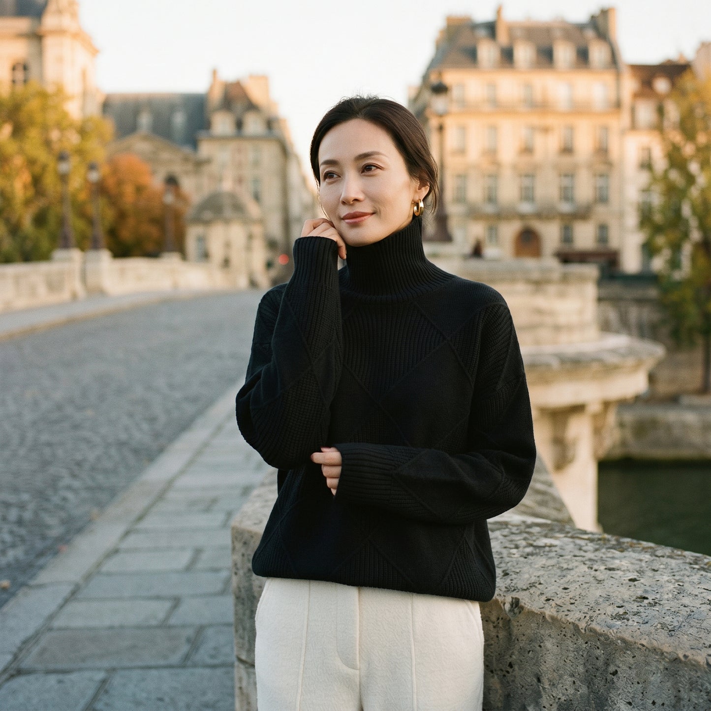 Sophia | Elegant Warm Cashmere Turtleneck Shirt for Women DONE 06-10-2026