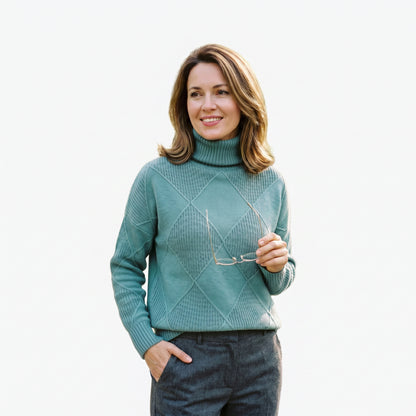 Sophia | Elegant Warm Cashmere Turtleneck Shirt for Women DONE 06-10-2026