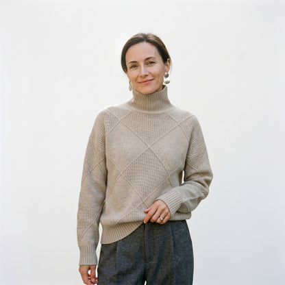 Sophia | Elegant Warm Cashmere Turtleneck Shirt for Women DONE 06-10-2026