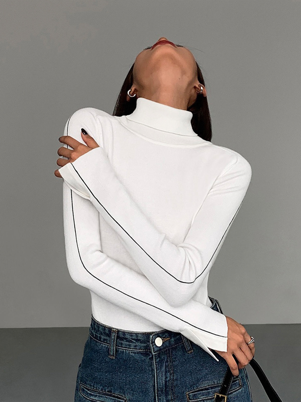 Stylish Turtleneck Sweater with Contrast Piping 0