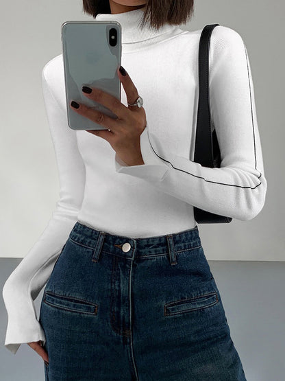 Stylish Turtleneck Sweater with Contrast Piping 1