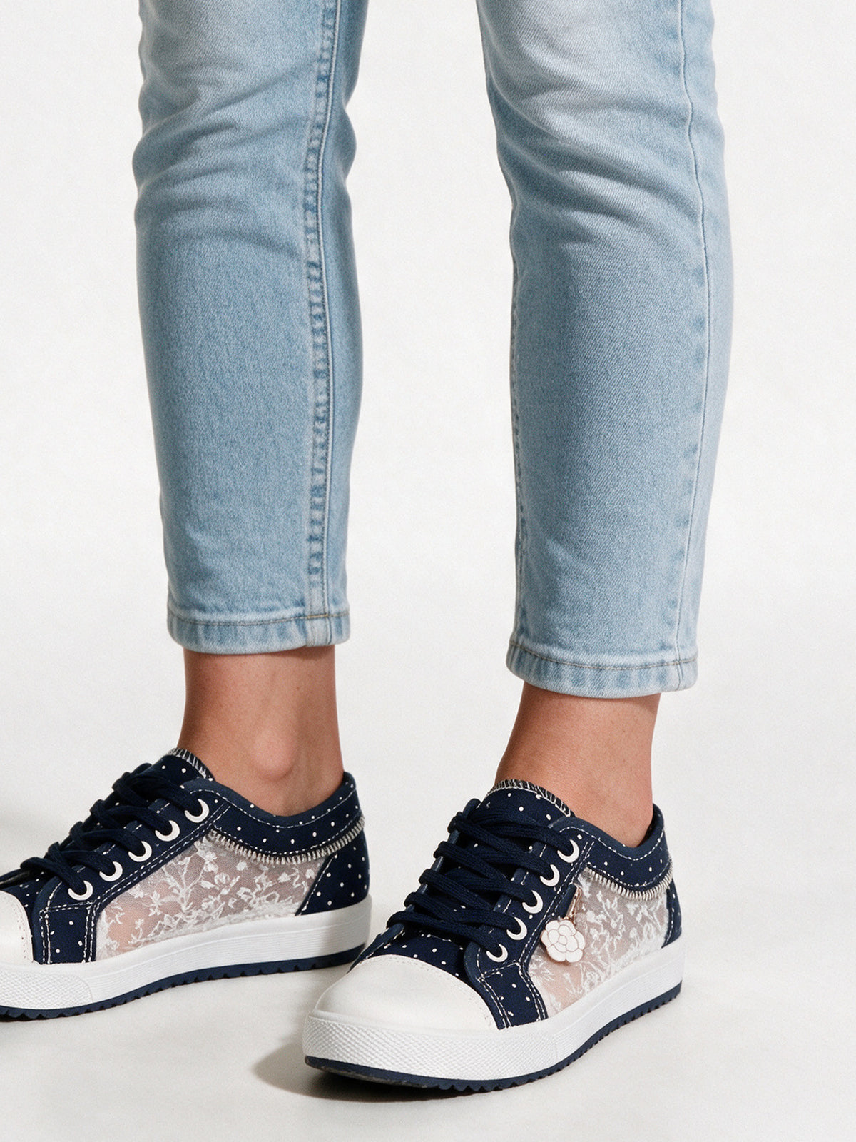 Amara - Floral Mesh Women's Orthopedic Sneakers - Navy