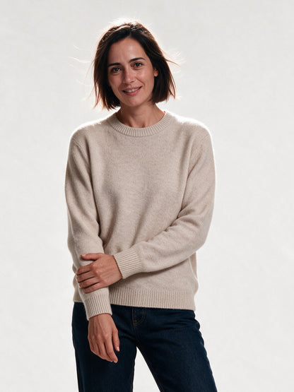 Amelia - Elegant Cashmere Sweater - Beige