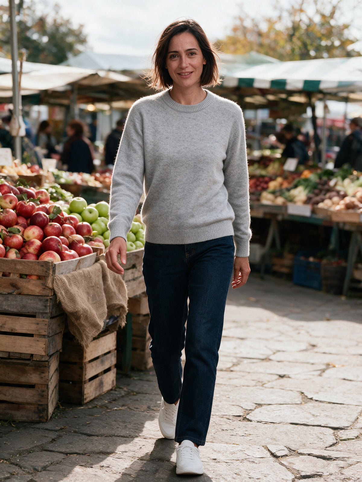 Amelia - Elegant Cashmere Sweater - view 4