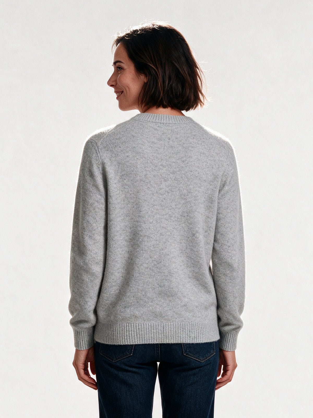 Amelia - Elegant Cashmere Sweater - view 5