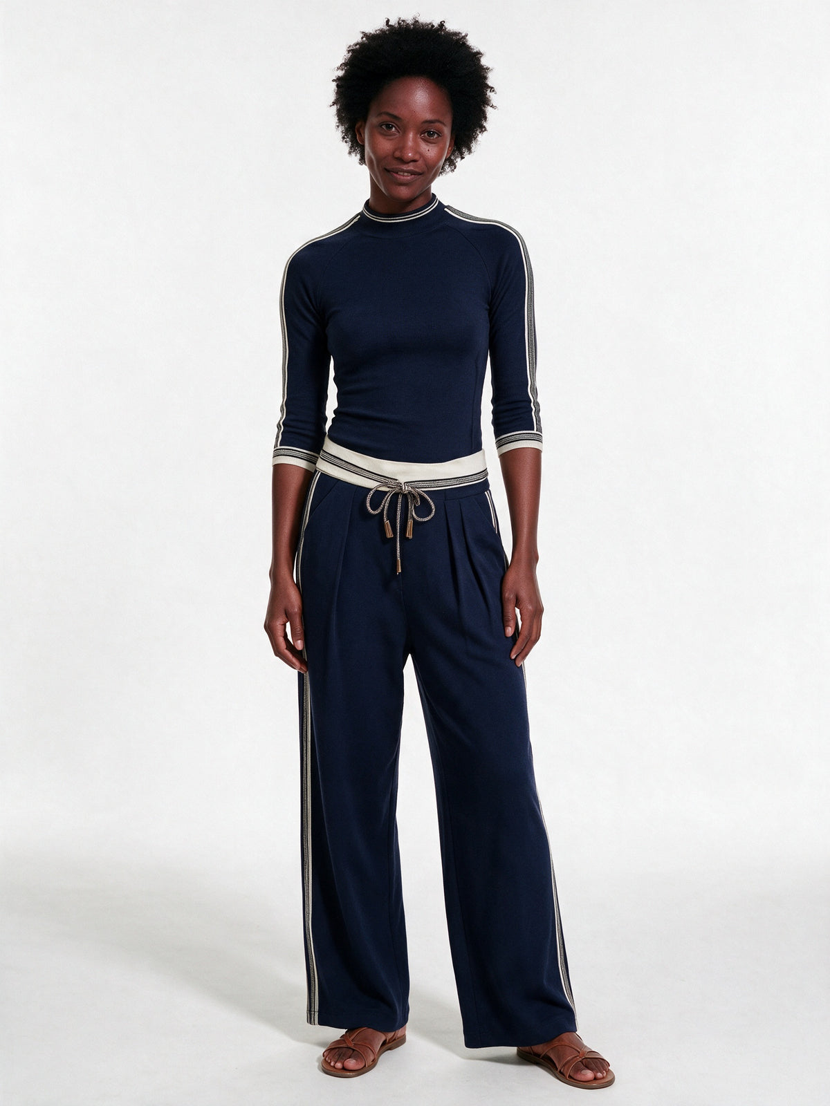 Amelia - Sporty Two Piece Set with Wide-Leg Pants - Navy