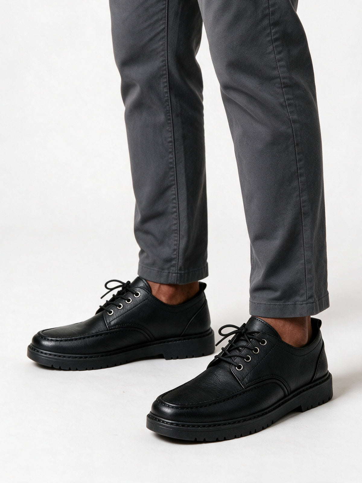 Fraser - Men's Lace-Up Moc Toe Shoes with Chunky Sole - view 2