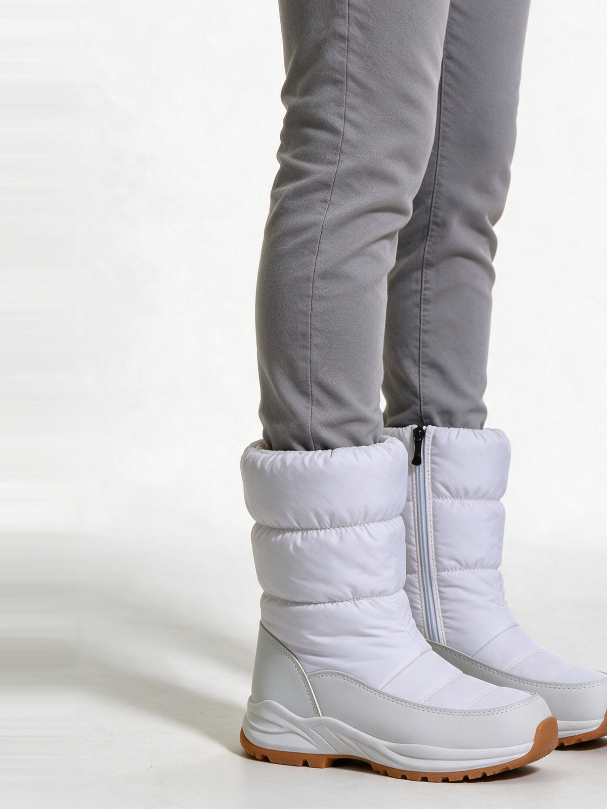 Gunn - Women's Padded Mid Calf Pull On Boots - view 2
