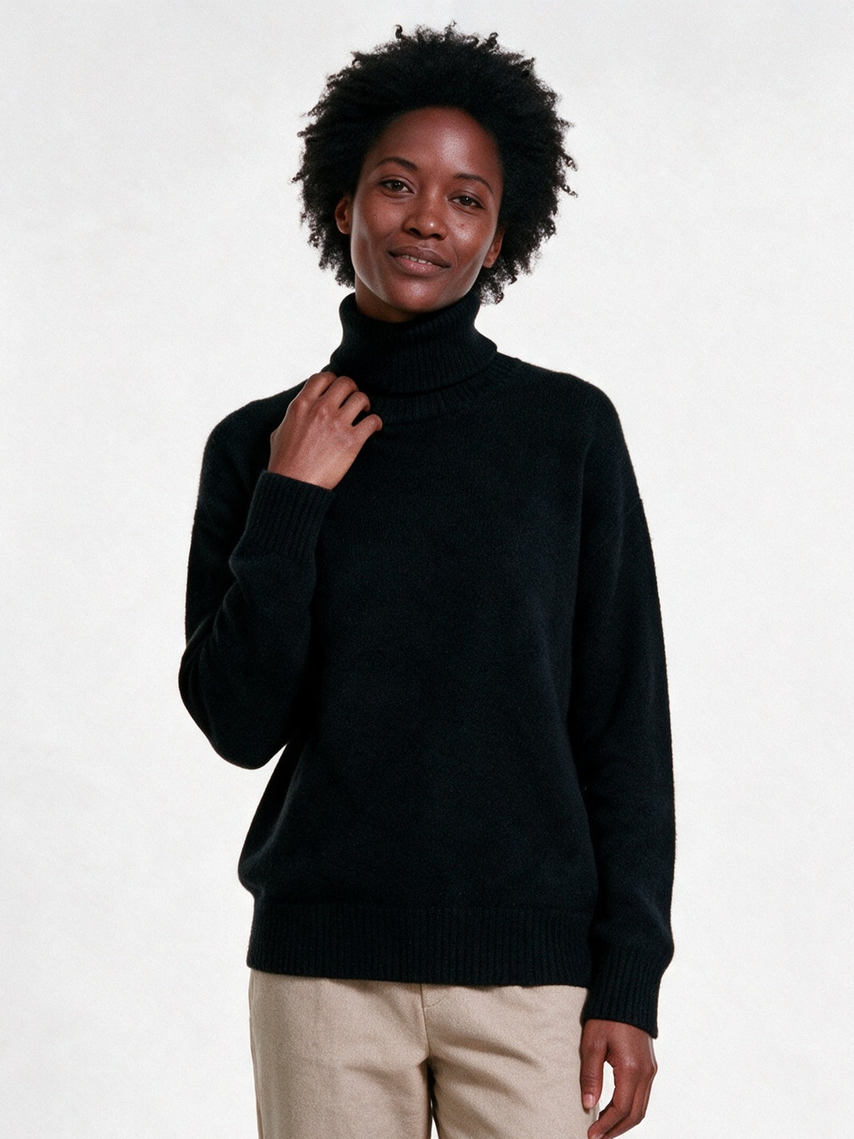 Heloisa - Women's Soft Fine Knit High Neck Sweater - Black
