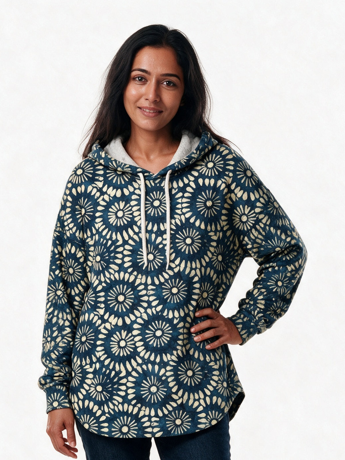 Liesel - Women's Oversized Floral Pattern Hoodie - Blue Daisy