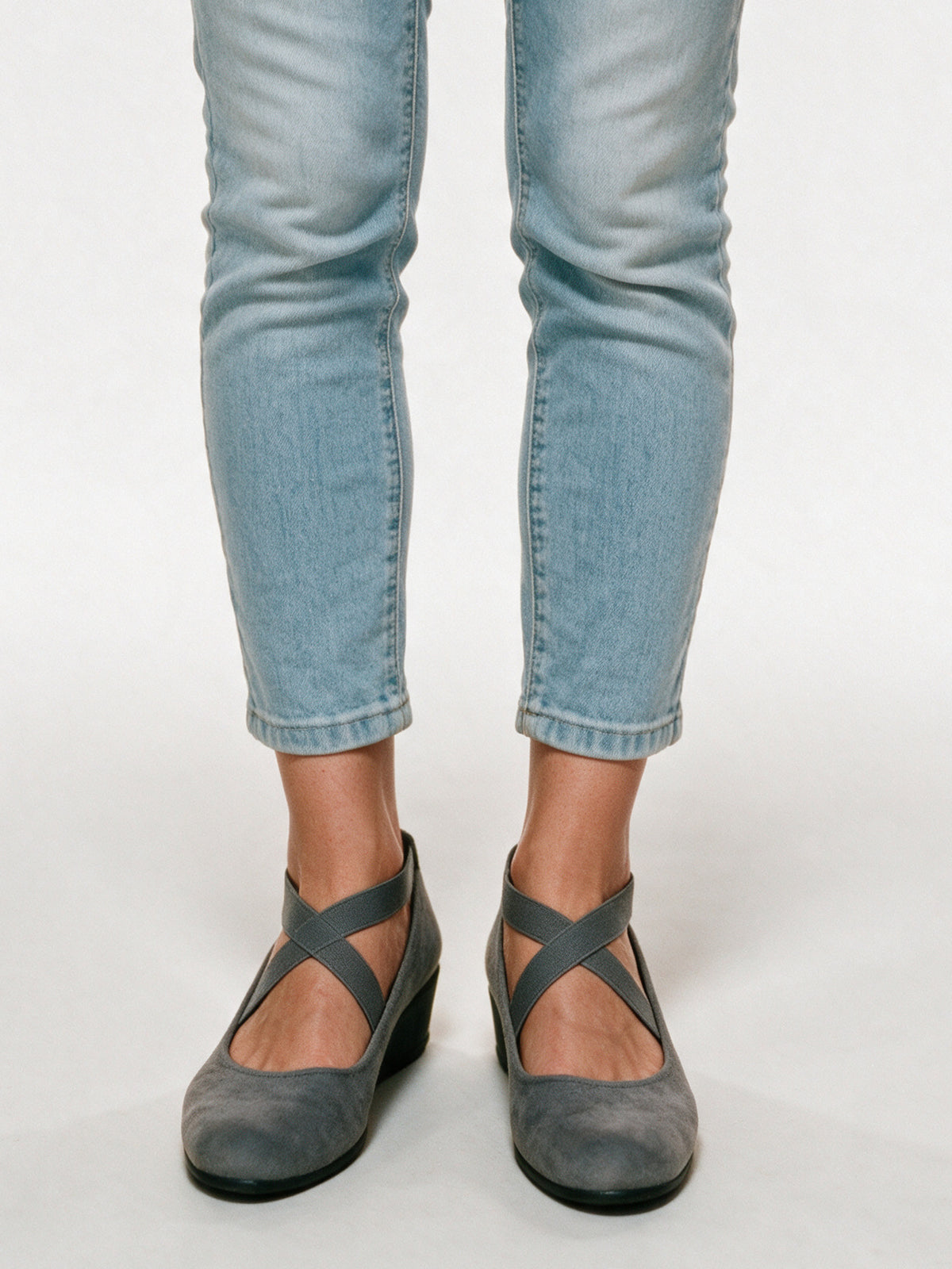 Magali - Women's Cross Strap Wedge Ballet Flats - Gray