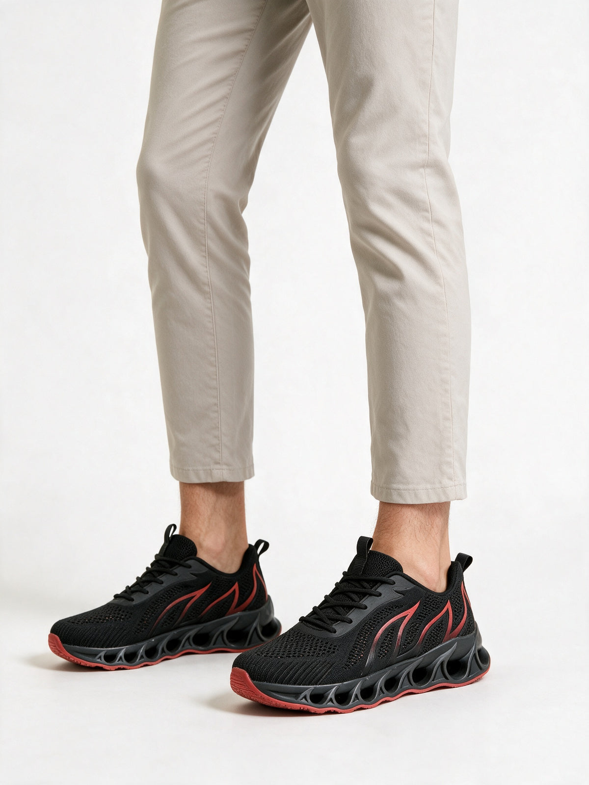 Marco - Men's Cushioned Lace-Up Running Sneakers - Black