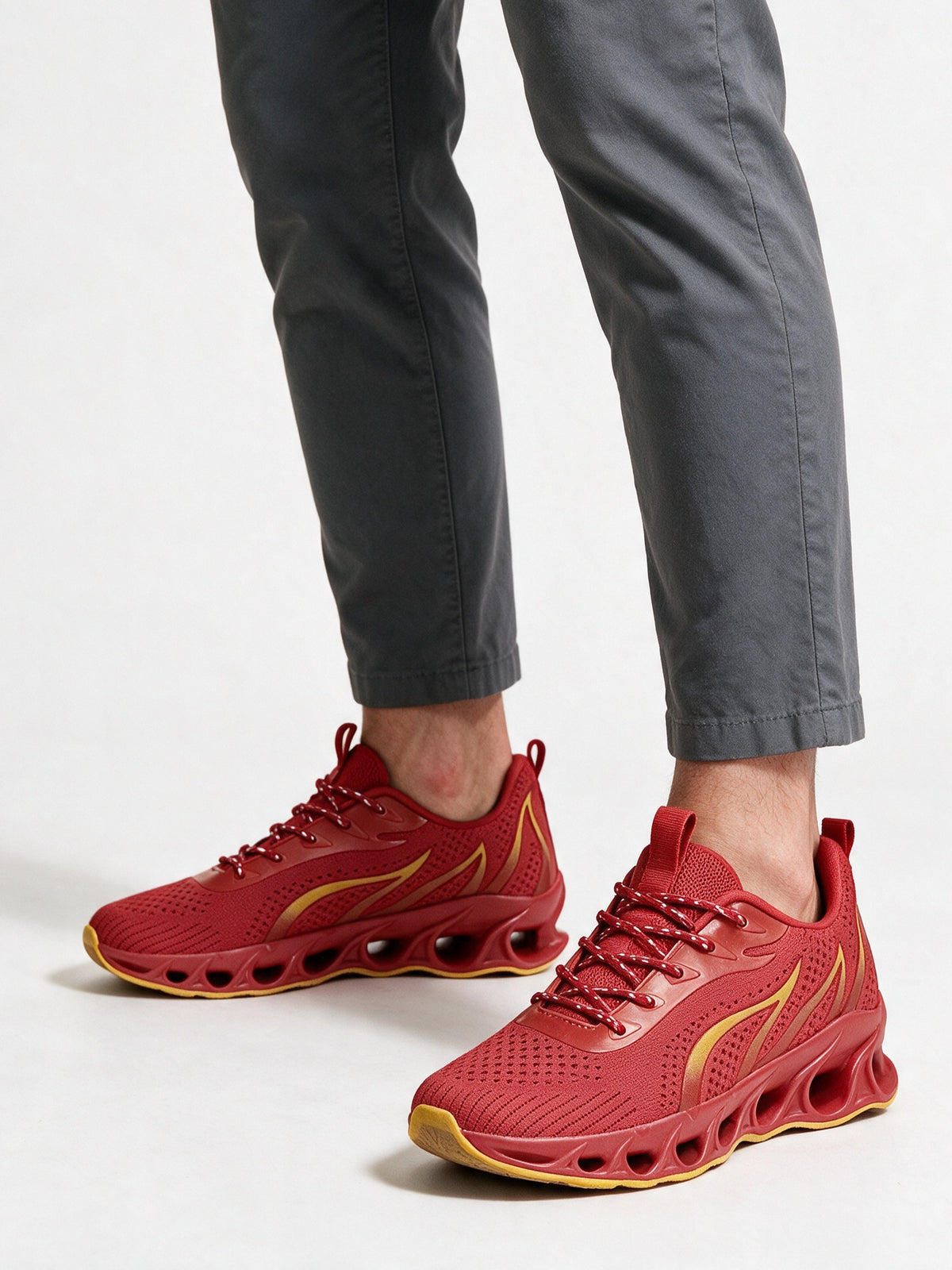 Marco - Men's Cushioned Lace-Up Running Sneakers - Red
