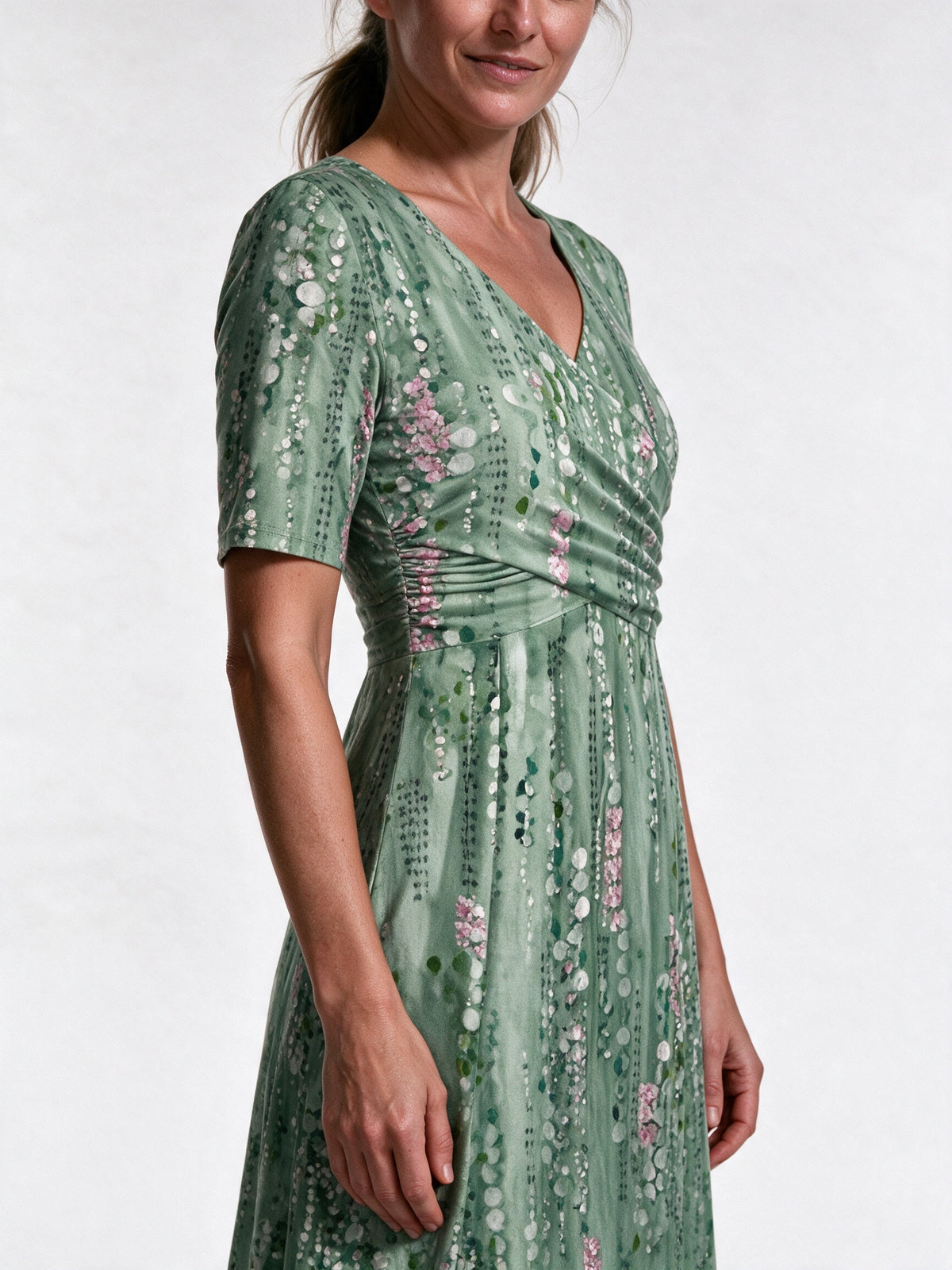 Maribel - Wrap V-Neck Floral Midi Dress - view 3