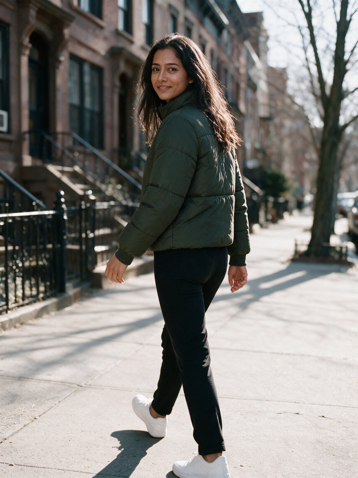 Marlene - Women's Cropped High Collar Puffer Jacket - view 4