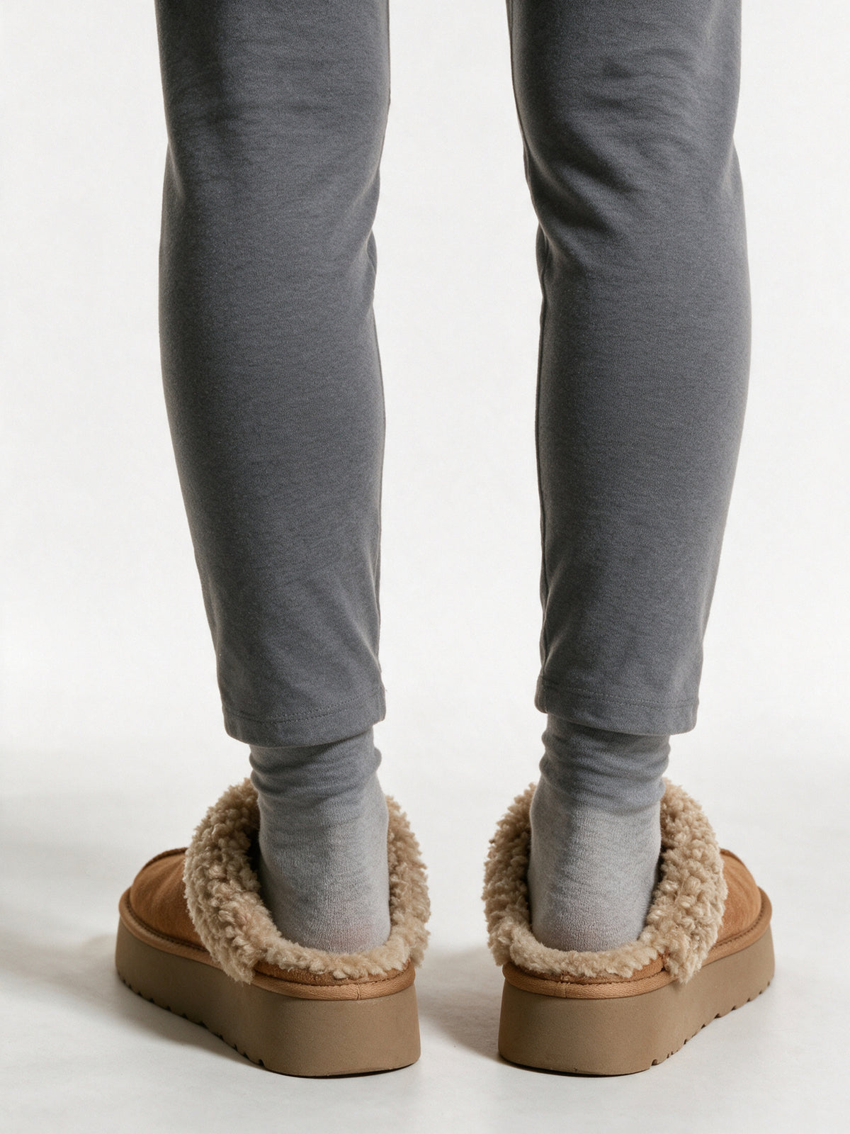 Oda - Women's Platform Slippers with Curly Collar - view 5