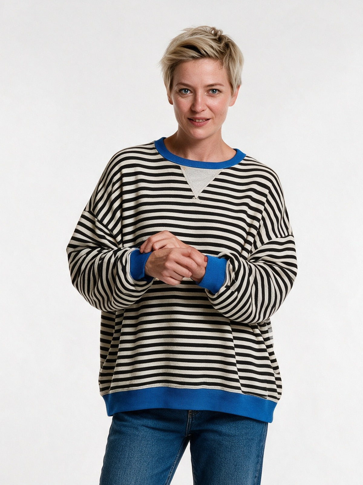 Posy - Women's Oversized Striped Crew Neck Sweater - Black and White