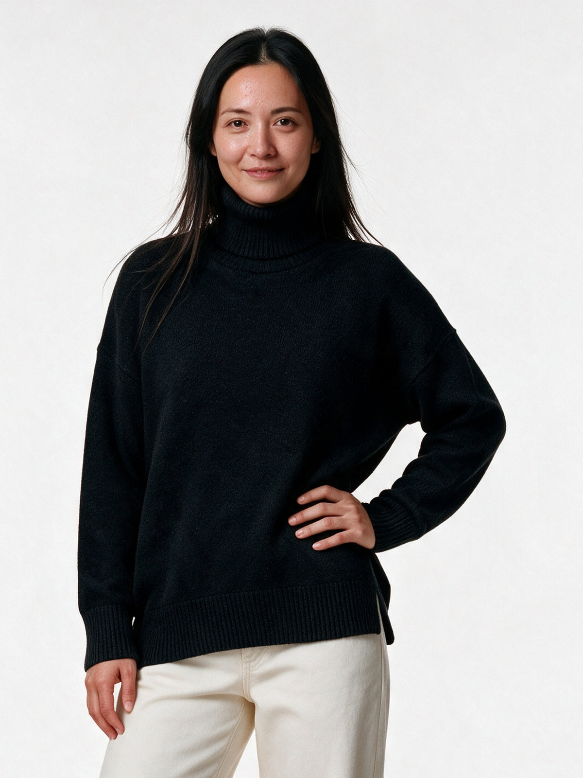 Rosana - Women's Oversized Turtleneck Knit Sweater - Black