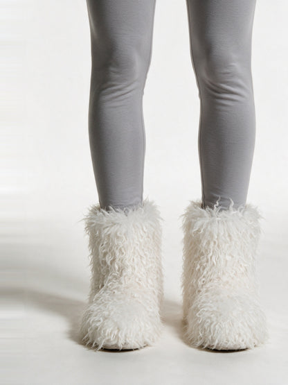 Runa - Women's Curly Fluffy Pull On Boots - White