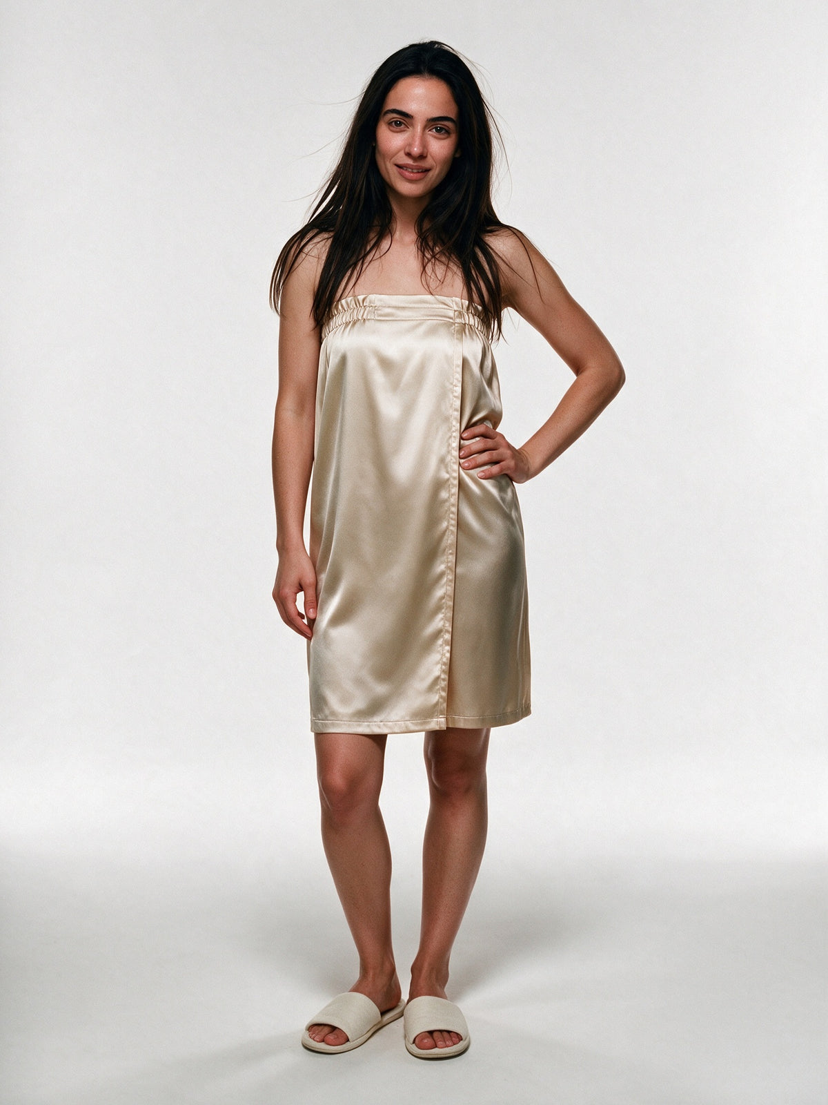 Ruana - Women's Reversible Ruffled Bath Wrap - Champagne
