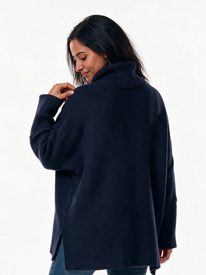 Saskia - Women's Oversized Turtleneck Sweater with Split Hem - view 5