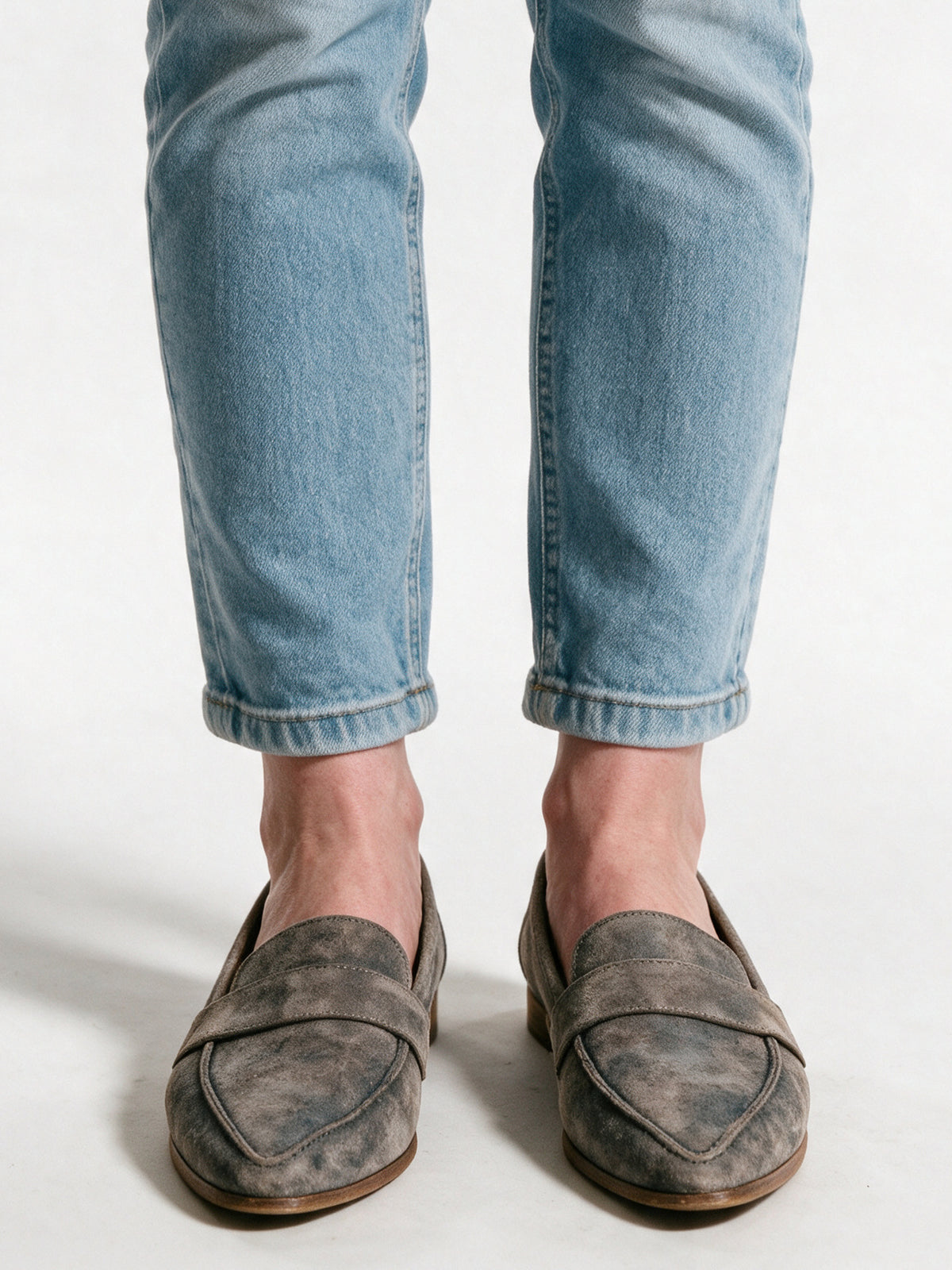 Scarlett - Elegant Black Loafers for Women - Gray