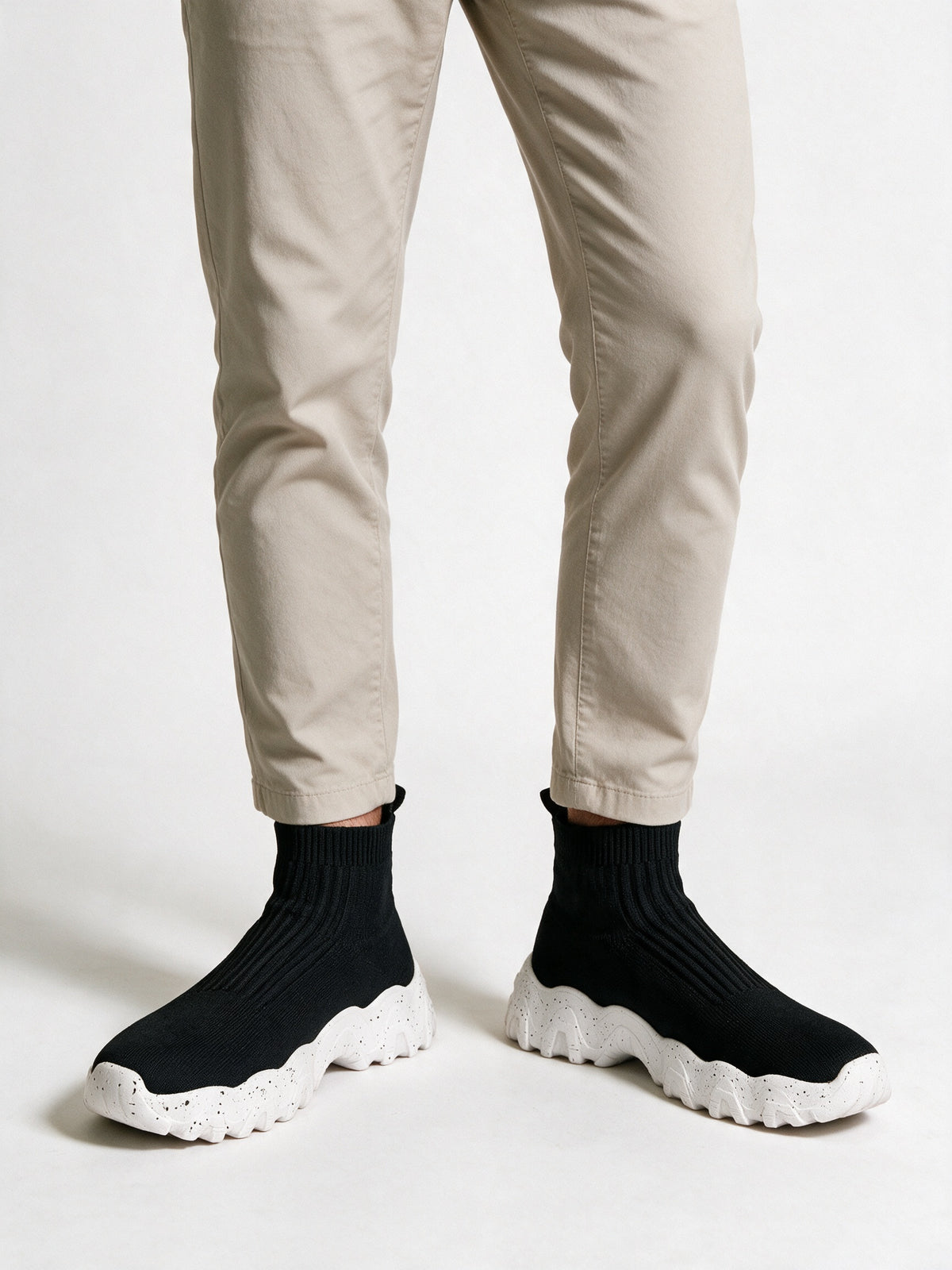 Silas - Men's Mid Ankle Knit Sock Sneakers - Black White