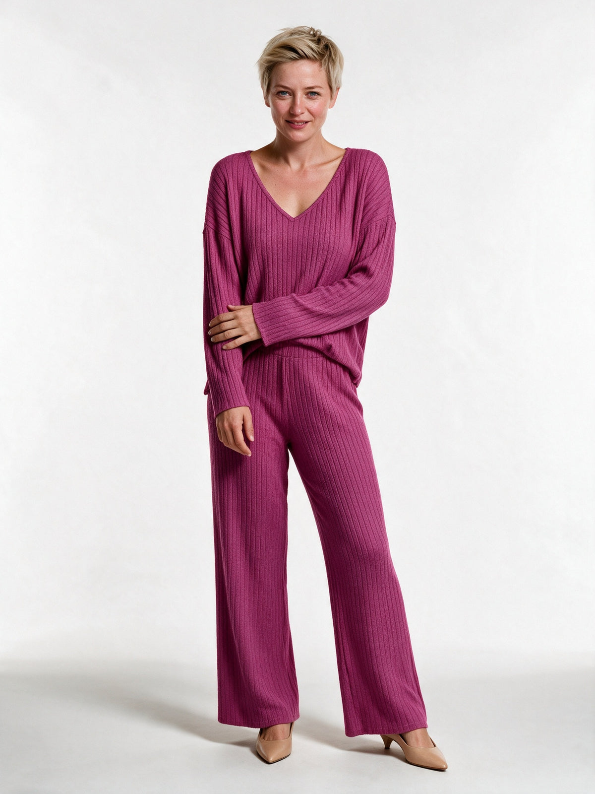 Solenne - Women's Ribbed V-Neck Top and Wide Leg Pants Lounge Set - Fuchsia