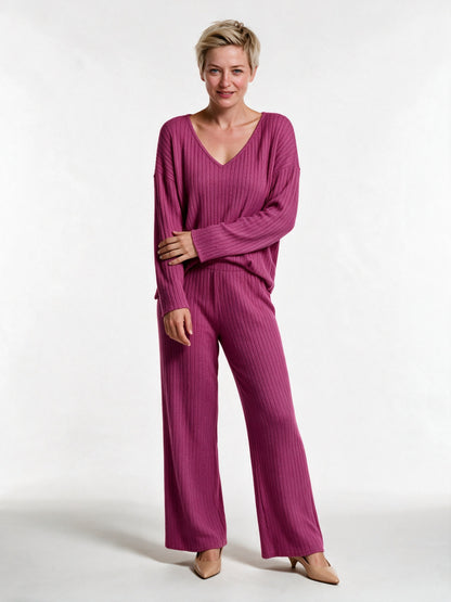 Solenne - Women's Ribbed V-Neck Top and Wide Leg Pants Lounge Set - Fuchsia